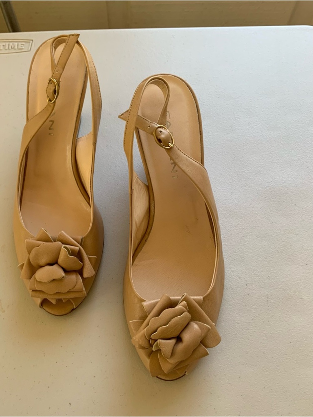 Fabiani beige leather open toe slingback shoes US size 7.5 EUR 38